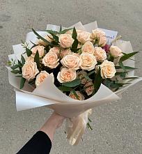 Букет Кремовые розы Латте в Гончарово